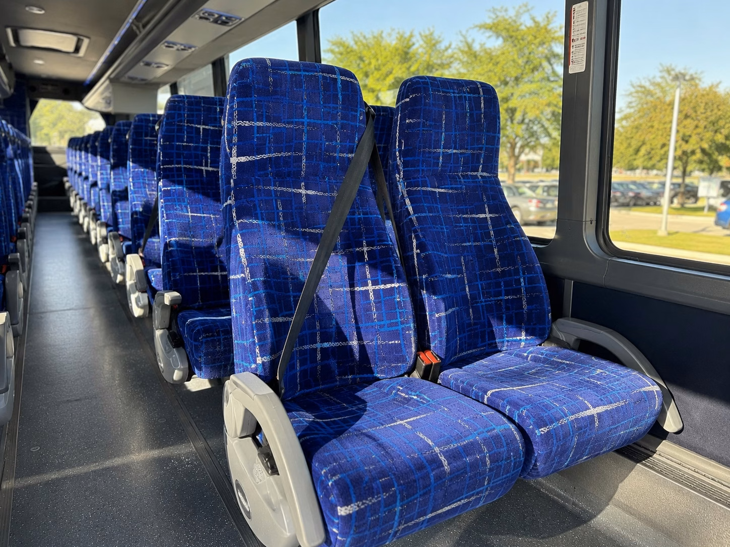 coachbuswarren com makes warren rehearsal dinner transportation simple
