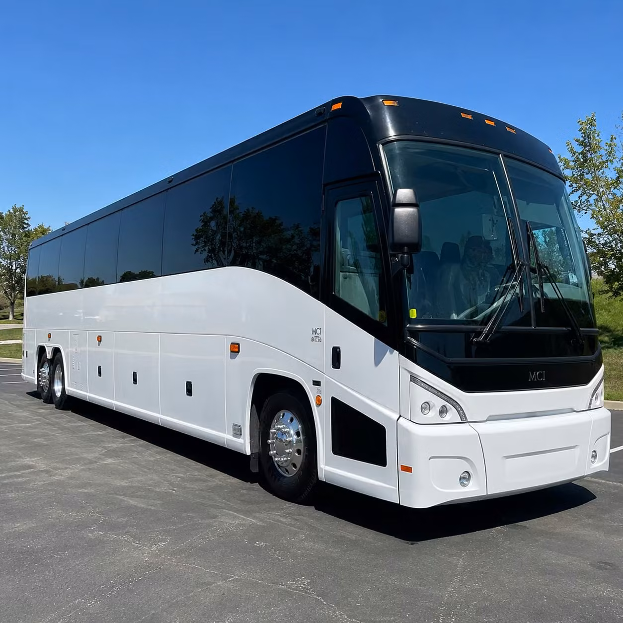 warren charter bus rental exterior